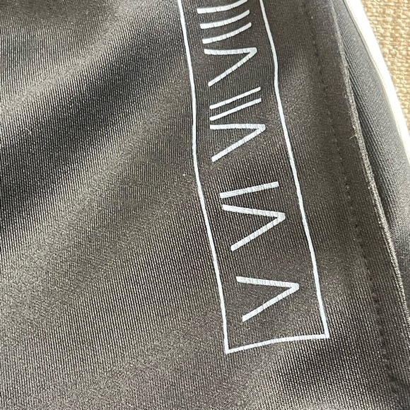 Iconic Trackpants - Picture 3 of 8